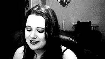 Brunette Solo Webcam Masturbation