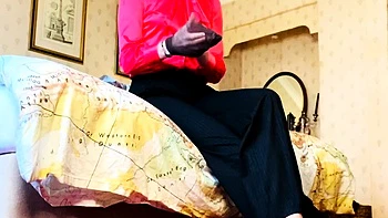 Cumshot amateur MILF suck and jerks dude in the bedroom