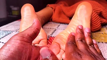 Long Foot Fetish clips at great Amateur Trampling collection