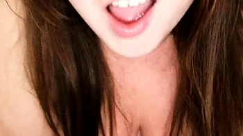 Brunette Solo Webcam Masturbation