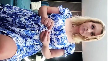 home made amateur blonde Masturbating