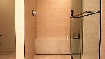 Chubby Busty Teen Solo Masturbation