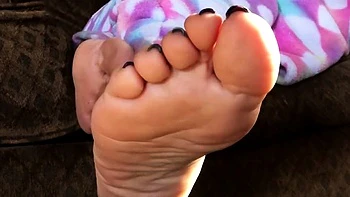 Long Foot Fetish clips at great Amateur Trampling collection