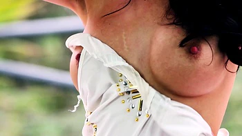 Smoking hot muse introduces her big tits