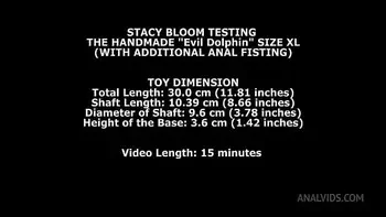 Stacy Bloom Testing The Handmade Dolphin Size XL (With Additional Anal Fisting) TWT155