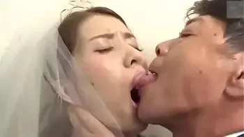 Japanese French Kiss