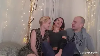 Lustery Video #452: Vincent & Sophia & Flo - Spreading Their Love