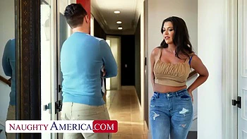 Sexy brunette MILF Elizabeth Skylar gets pounded by a long thick cock