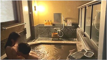 First Hot Spring Tripsex In A Stylish Open-air Bath At Nightjapanese Amateur Hentai