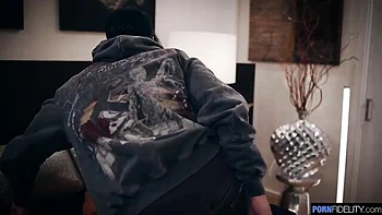 An awesome busty mademoiselle Alexa Chains banged by long penis