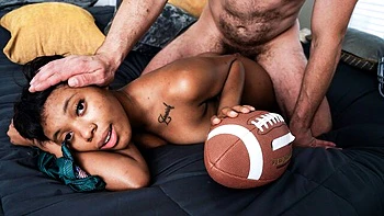 Good missionary pose fuck with a slutty ebony Journey Love