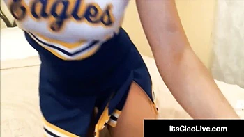 Sneaky princess - brunette xxx - Its Cleo Live