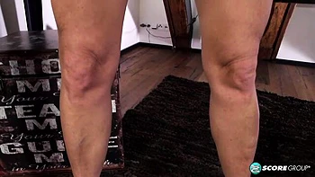 Posing video with delightful Molly Maracas from MILF Bundle