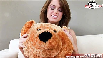 Watch seductive princess's video