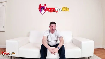 Long legs video with vivid Natalie Brooks and Dave Dixon from xxxtryout