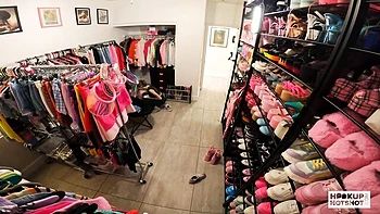 Witching Bryan Gozzling and Breezy Bri - small tits dirt - Hookup Hotshot