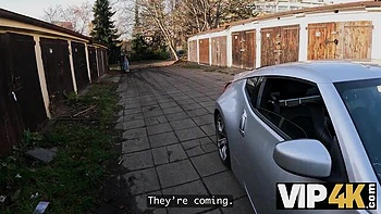 Winning Stanley Johnson and Carolina Guerrero - in front of movie - VIP 4K