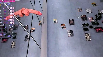 Omege japanese girl with big boobs on cams