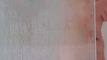 Hot amateur blonde pregnant toying her pussy solo