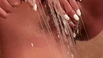 Small Tits Xxx With Energetic And From With Sophia Leone And Aali Kali