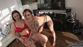 Big natural tits try on with Melonie and vanessa