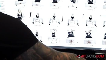 AltErotic featuring Sascha Ink and Delirious Hunter's petite sex