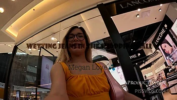Megan Wetting Jeans In The Shopping Mall