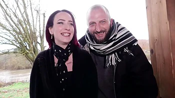 Lily Diablesse, 32 years old, medical secretary in Montpellier! - Jacquie et Michel TV