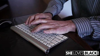 Fairytale Lia Lin's black trailer