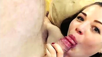 Amateur teen blowjob babe facialized and she loves it