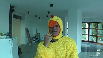 18-Year-Old Mary Monroe Gets An Anal Creampie in POV