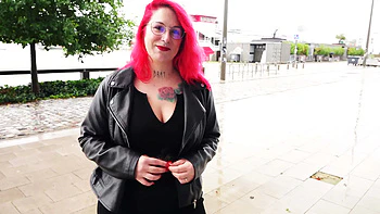 Lody, 35 years old, from Bordeaux! - Jacquie et Michel TV