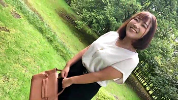 0010934_人妻 デカ乳 豊満などが含まれている