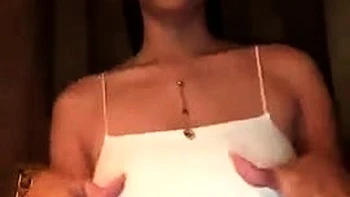 Big boob brunette masturbates on webcam