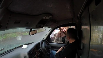 Sexy MILF wants some adventure in a taxi