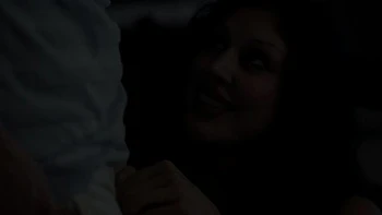 Come-hither Codey and Queenie's bedroom clip