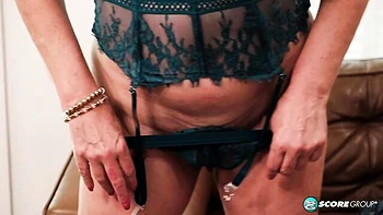 Solo in leather chair with a big-boobed girlfriend Angel Grave