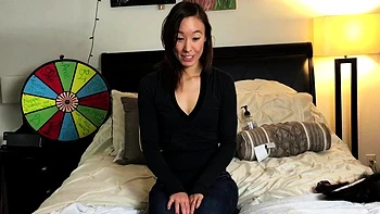 Amateur Big Titted Brunette Get Fucked On The Couch