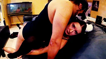 Violet Spice got her pussy vibrated by Sancho Villax