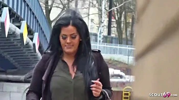 Boat Tour: Blowjob, Bongacams  Brunette Porn