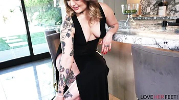 Excellent Vanessa Vega at sexy feet xxx