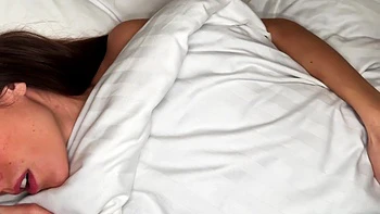 Jade, 25, accountant! - Jacquie et Michel TV