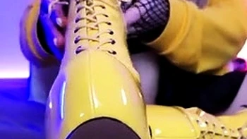 Queenie Steph High Heels And Bare Feet