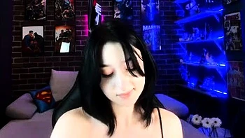 Romanian amateur webcam teen masturbate