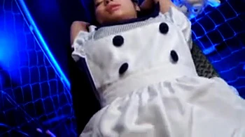 00960,Sensual play of Asian beauty