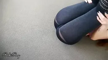 Fit Gym Babe wants a good creampie while doing her stretching