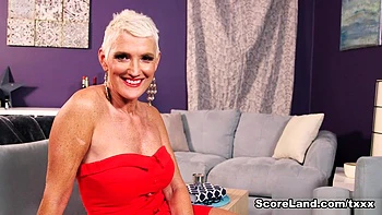 Lexy's fantasies - Lexy Cougar - Home Alone MILFs