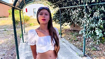 Ariana cooks Anita... - Jacquie et Michel TV