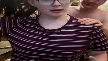 Amateur teen blowjob and cumshot from a guy