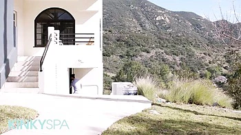 Watch ravishing Alexia Anders's action